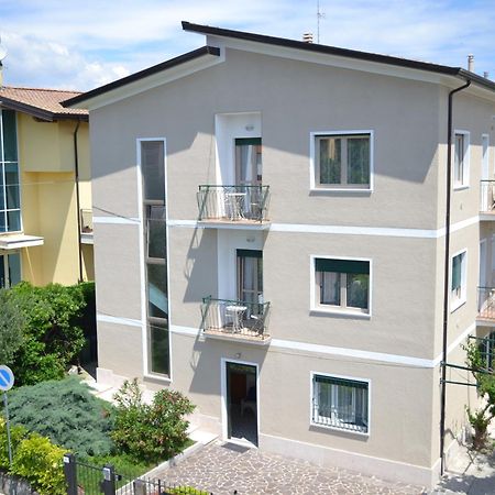 Le Bouganville Apartment Desenzano del Garda Eksteriør billede