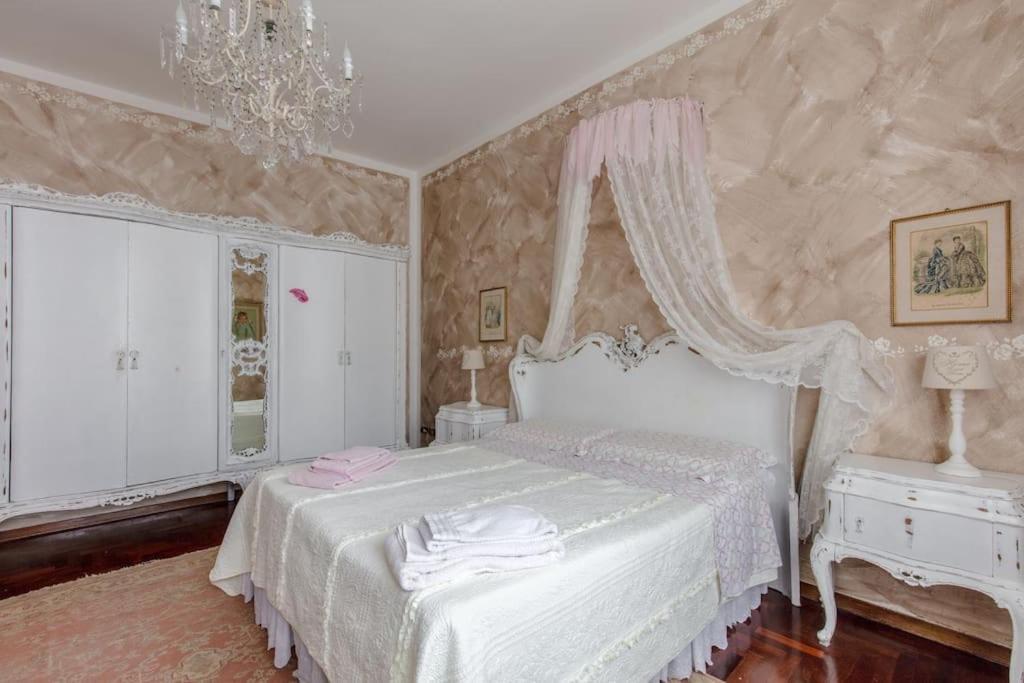 Le Bouganville Apartment Desenzano del Garda Eksteriør billede