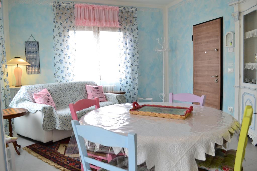 Le Bouganville Apartment Desenzano del Garda Eksteriør billede