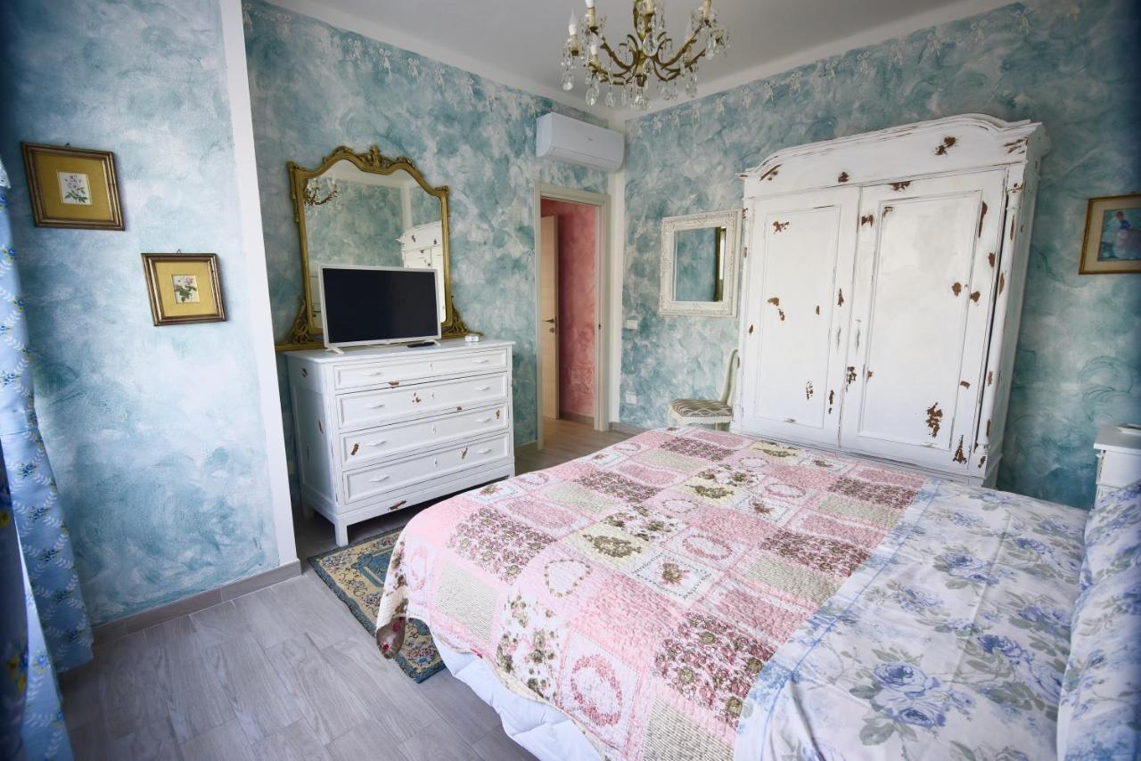 Le Bouganville Apartment Desenzano del Garda Eksteriør billede